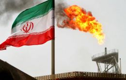 The Trump administration on Monday said it will not renew exemptions granted last year to some eight buyers of Iranian oil