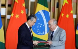 Vieira said that the “dynamism of Sino-Brazilian relations is also an expression of a new world in the making”after his second day of talks with Wang Yi