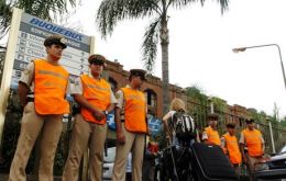 Strong security at  Buenos Aires ferry Terminal