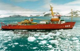 Icebreaker Ary Rongel