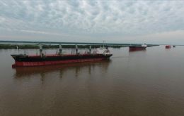 In the third week of August, the Paraguay River was one centimeter above its historical minimum