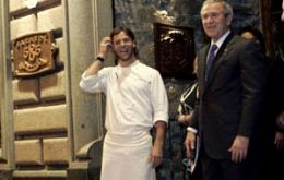 Pte. Bush with La Corte restaurant maitre at the Old City in Montevideo