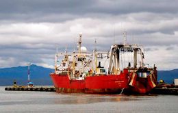 The main objective of the cruise is to be able to work out an estimate of the abundance of toothfish juveniles (less than 82 centimeters long)