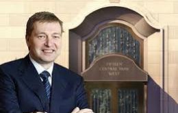 Dmitry Rybolovlev made a fortune in potash fertilizer. 