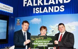 Former Shadow Foreign Secretary,  Emily Thornberry MP,  shows her support for a fare Brexit deal for Falkland Islands farming with MLA’s Hon. Stacy Bragger and Hon. Mark Pollard. (Pic. by Gus Campbell