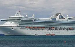 The <i>Golden Princess</i> in Stanley Harbour