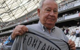 Fontaine was forced to retire through injury at the age of 27