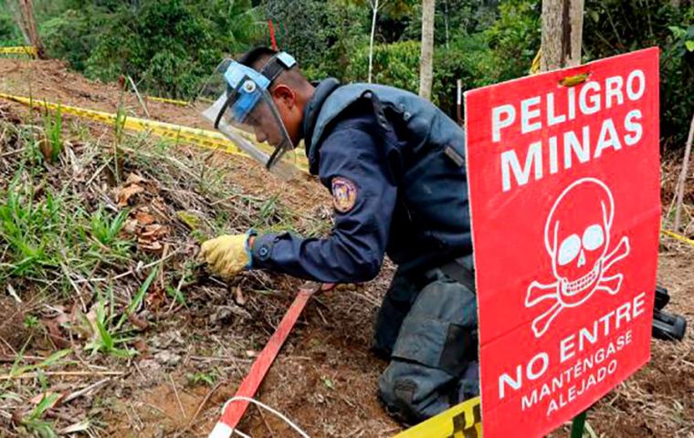 Last May, two Ecuadorian soldiers were wounded during an armed attack on a military installation located near the border area.