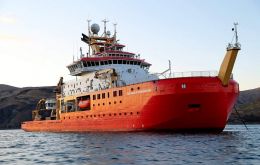 RRS Sir David Attenborough sees ice for the first time. Credit: Rich Turner, BAS