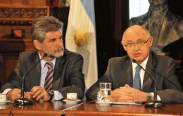 Timerman and Filmus (L) are heading the Argentine delegation to the UN 