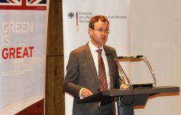 Deputy Head of Mission Mal Green said that bilaterally, the UK has been working with Chile to help 'decarbonise' its economy 